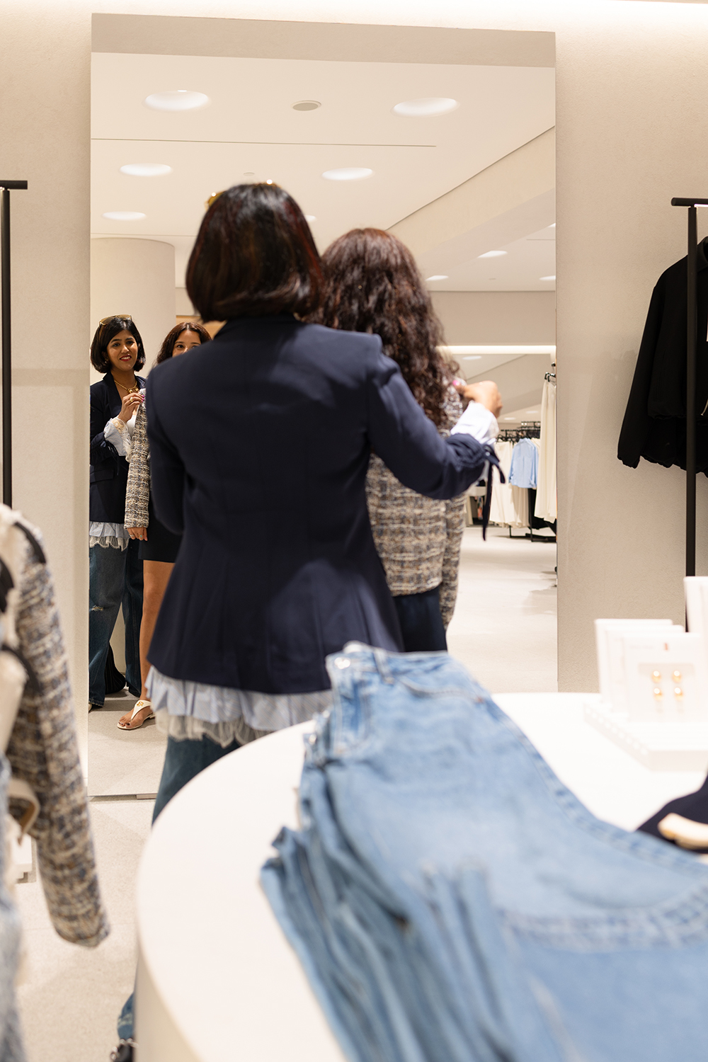 0X1A4706 Ultimate Styling Experience and Wardrobe Makeover